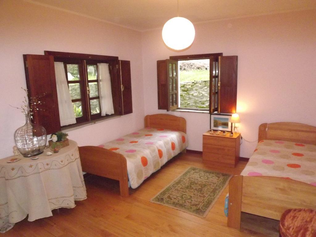 Villa Casa Oliveiras Do Douro Sobreira Zimmer foto