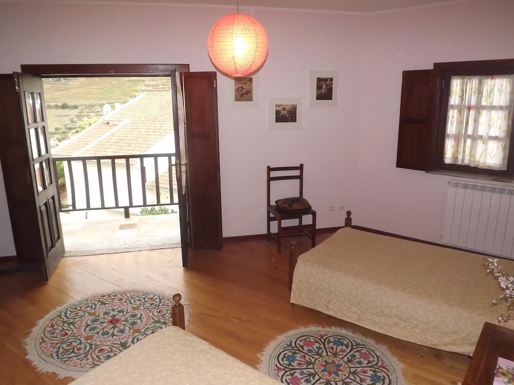 Villa Casa Oliveiras Do Douro Sobreira Zimmer foto